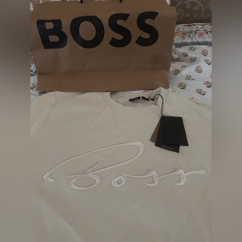 Boss sweatshirt